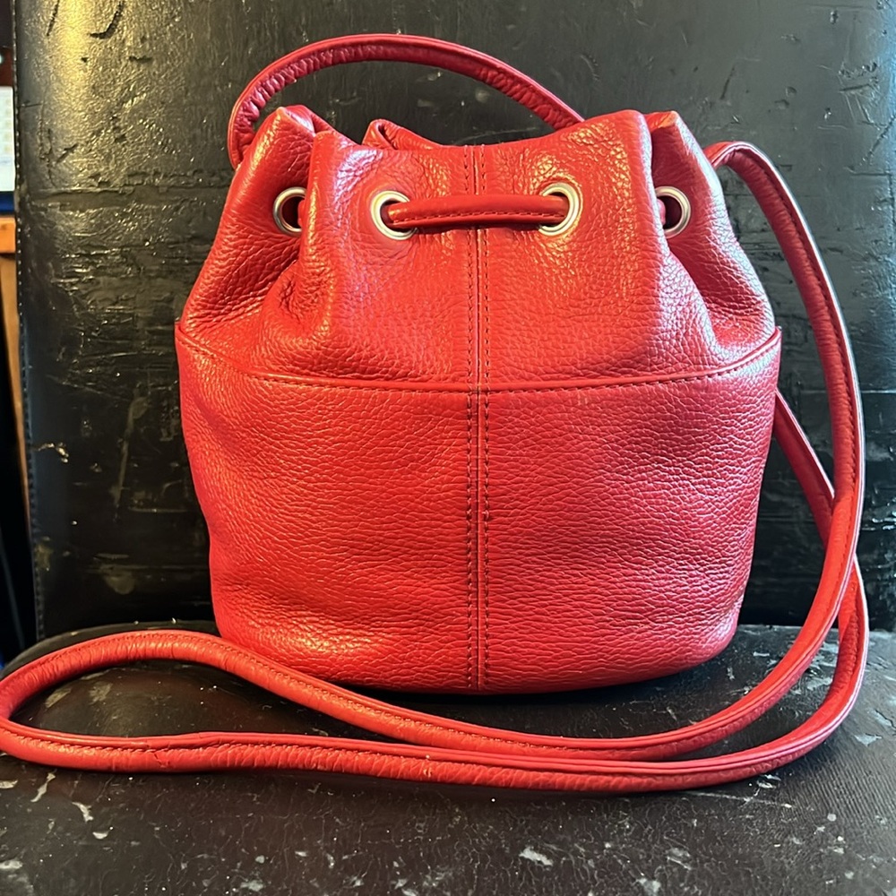 Tignanello Leather Small Bucket‎ Purse Red Hobo - Picture 2 of 11